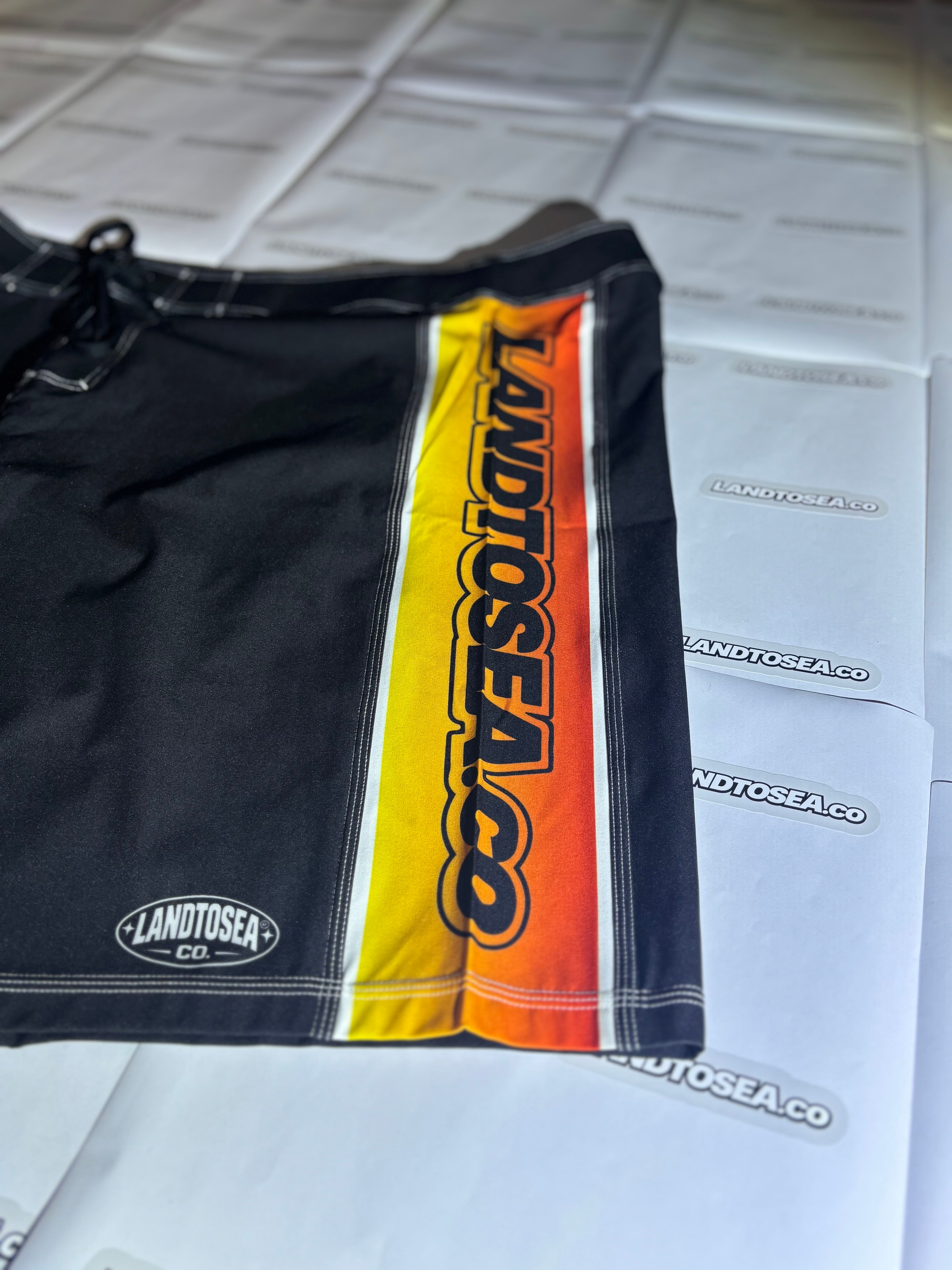 LANDTOSEA.CO riptide board shorts ￼