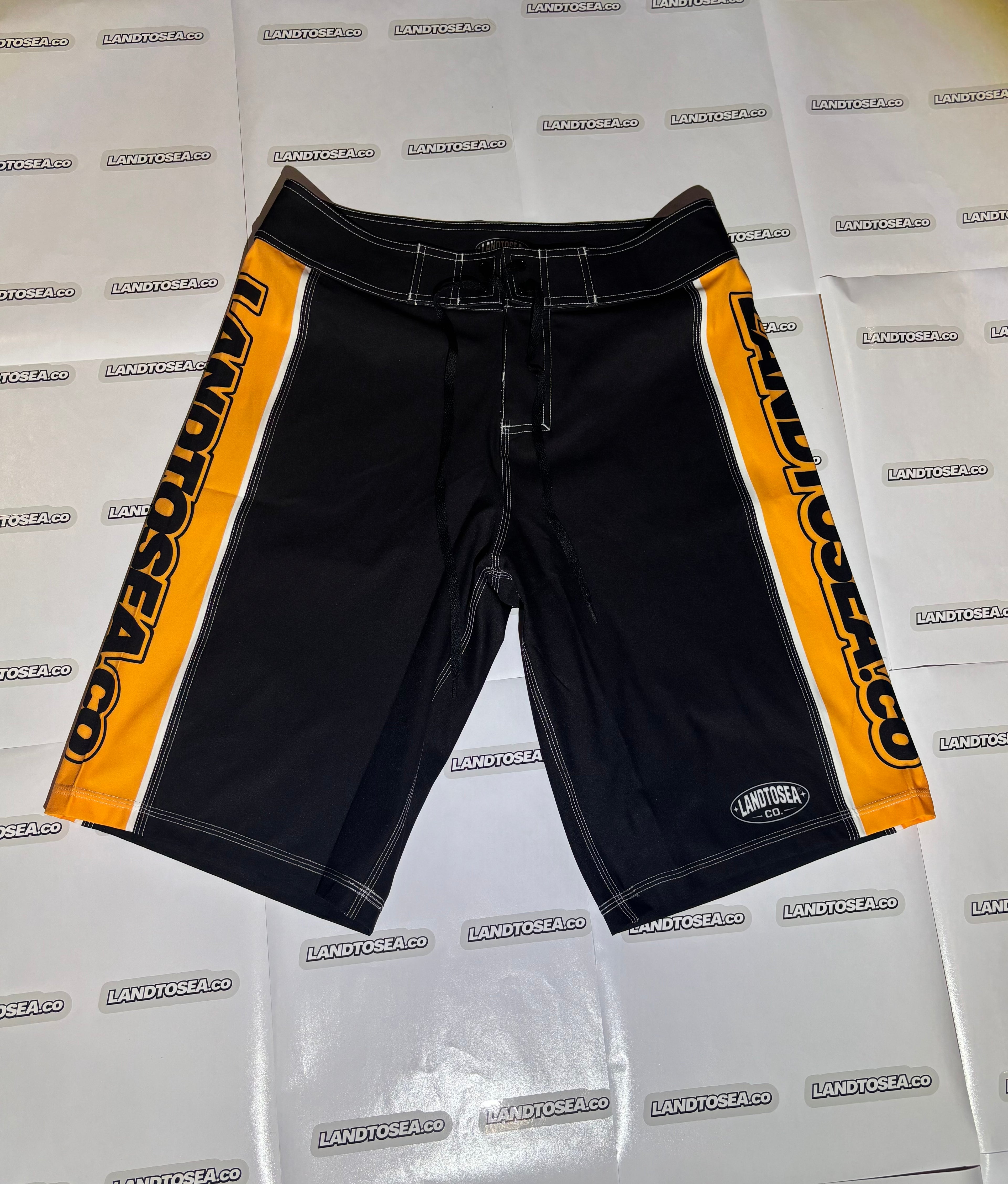 LANDTOSEA.CO riptide board shorts ￼