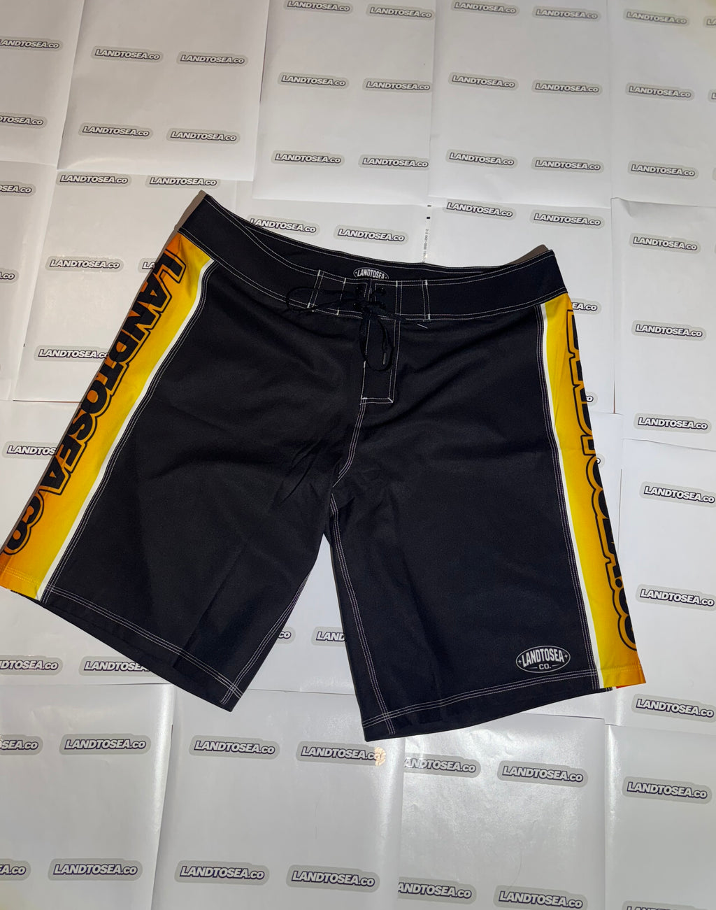 LANDTOSEA.CO riptide board shorts ￼